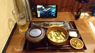 さんま開き定食803円と生ビール165円