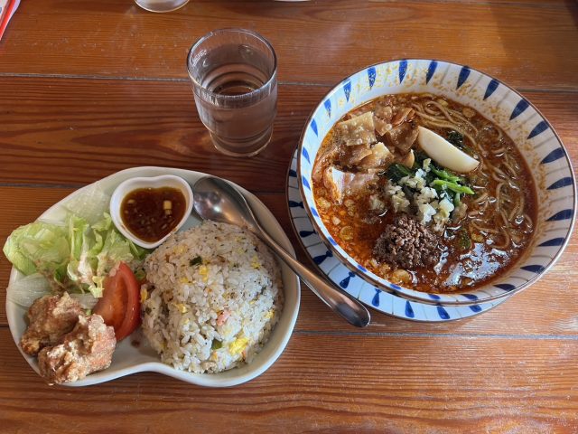 黒船亭 金胡麻担々麺セット(辛め) 1,000円