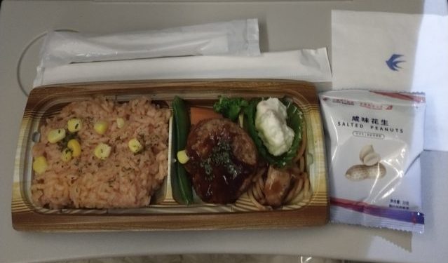 中国東方航空 機内食(モルディブ旅行時)