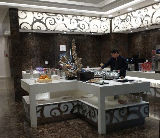 中国 上海浦東国際空港 第1ターミナル 保安検査後 First Class Lounge (No.39) ビュッフェ