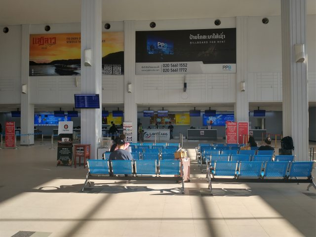 ラオス ビエンチャン ワットタイ国際空港