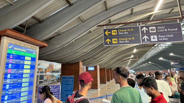 ネパール カトマンズ トリブバン国際空港