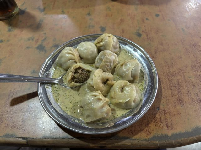 OLD EVEREST MOMO CENTER モモ