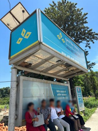 入口②そばのバス停