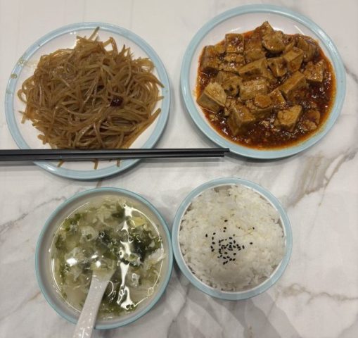麻婆豆腐セット 1,400円弱