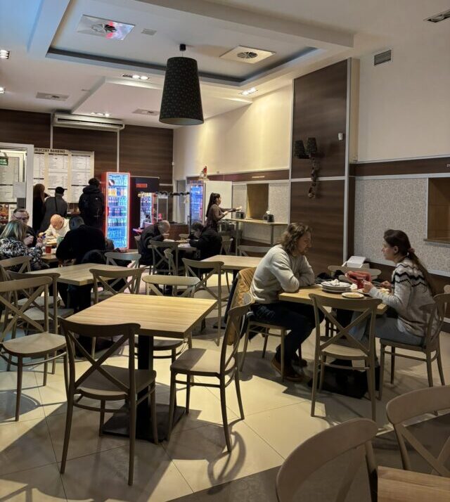 ポーランド・ワルシャワ "Bar Bambino" 店内