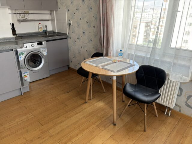 モンゴル ウランバートルホテル Tanan Center Serviced Apartments 部屋②