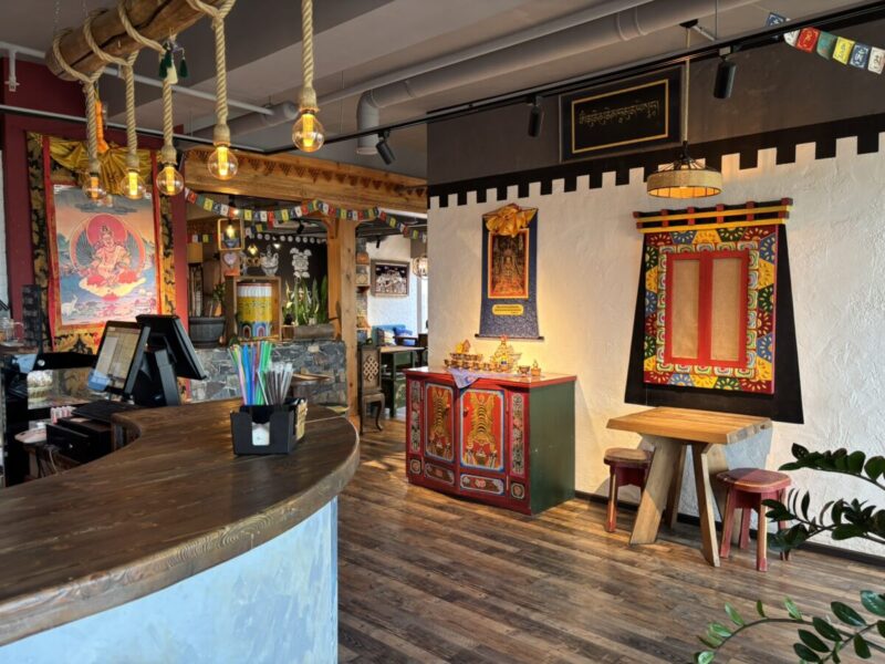 モンゴルウランバートル ポタラコーヒー店内
