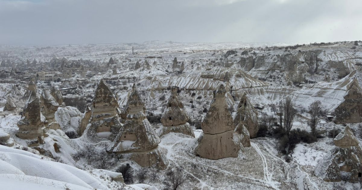 トルコ 冬のカッパドキア グリーンツアーで訪れたギョレメパノラマ